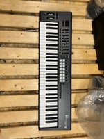 Midi keyboard, Novation Launchkey 61