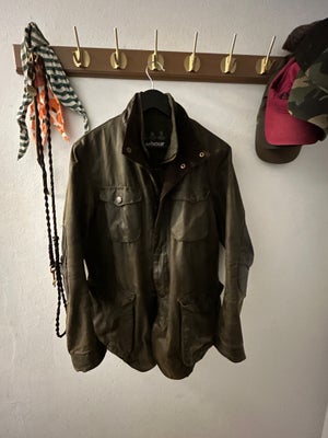 Oilskinsjakke, str. M, Barbour,  God men brugt, Barbour Ogston jakke
En god oilskin jakke, der er va