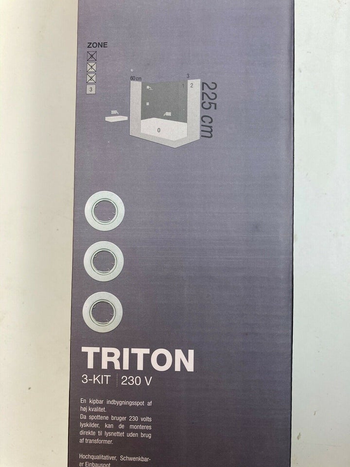 Anden arkitekt, Triton, loftslampe