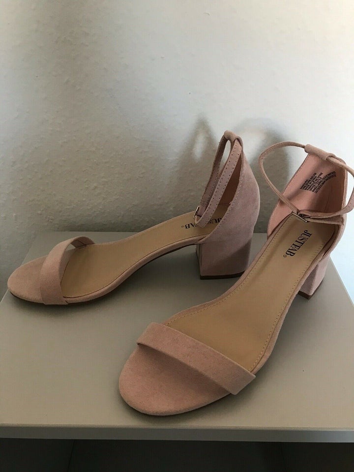 Pumps, str. 39, Justfab og Tamaris