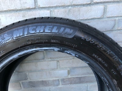 Sommerdæk, Michelin, 205 / 55 / R16, 5-6mm mønster, Michelin Primacy 4 fra 2020, nypris 1.100kr., ha