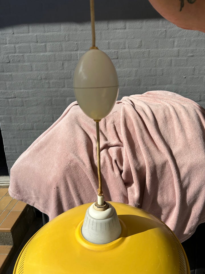 Anden arkitekt, loftslampe