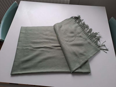 Tørklæde, Pashmina, str. 180x70,  Støvet grønt,  God men brugt, Fint grønt Pashmina tørklæde, hvor f
