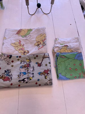 Sengetøj, Retro junior sengetøj, Bamse og Kylling, Retro junior sengetøj. 

1 dynebetræk med bamse o