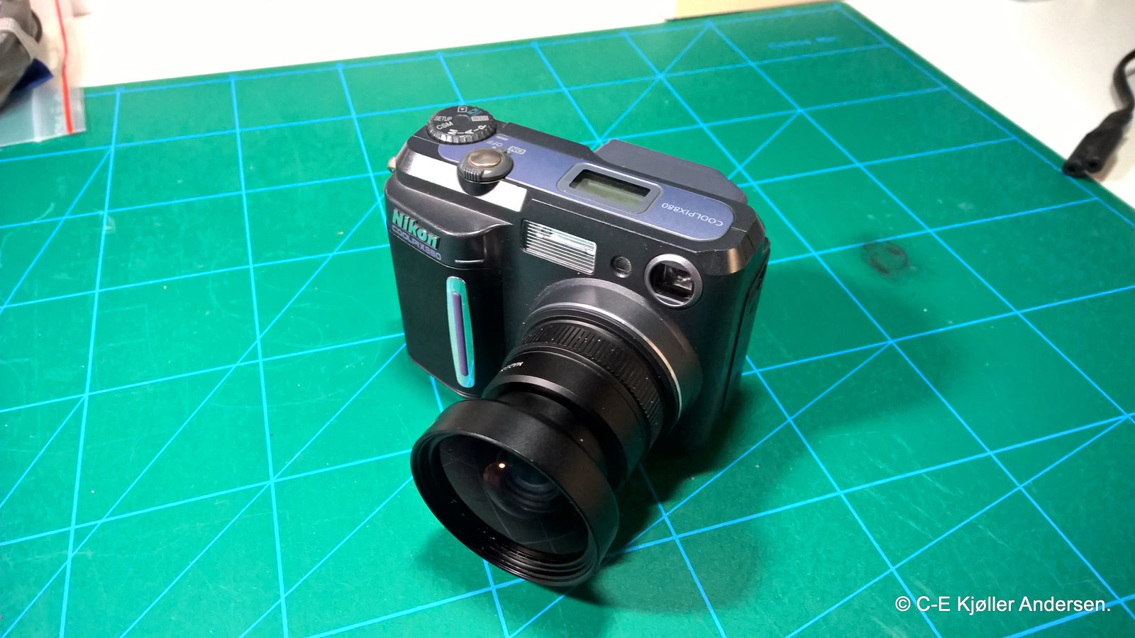 Nikon E880, 3,3 megapixels, 2,5 x optisk zoom