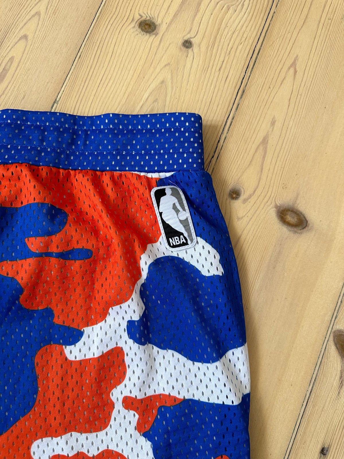 Baskettrøje, New York Knicks shorts, Adidas