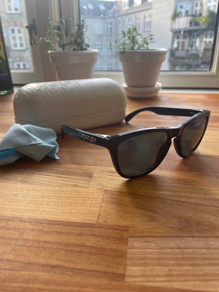 Solbriller herre, Oakley – dba.dk Køb Salg af og Brugt
