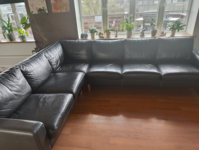 Hjørnesofa, læder, 6 pers., Super flot læder sofa! 
Længde: 295 cm 
Bredde: 225 cm 
Kommer fra røgfr
