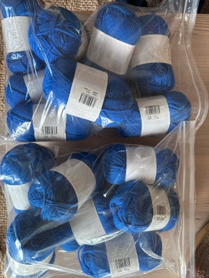 Garn, Flot flot blå alpakka uld. 16 nye garnnøgler. Købspris fra ny 765