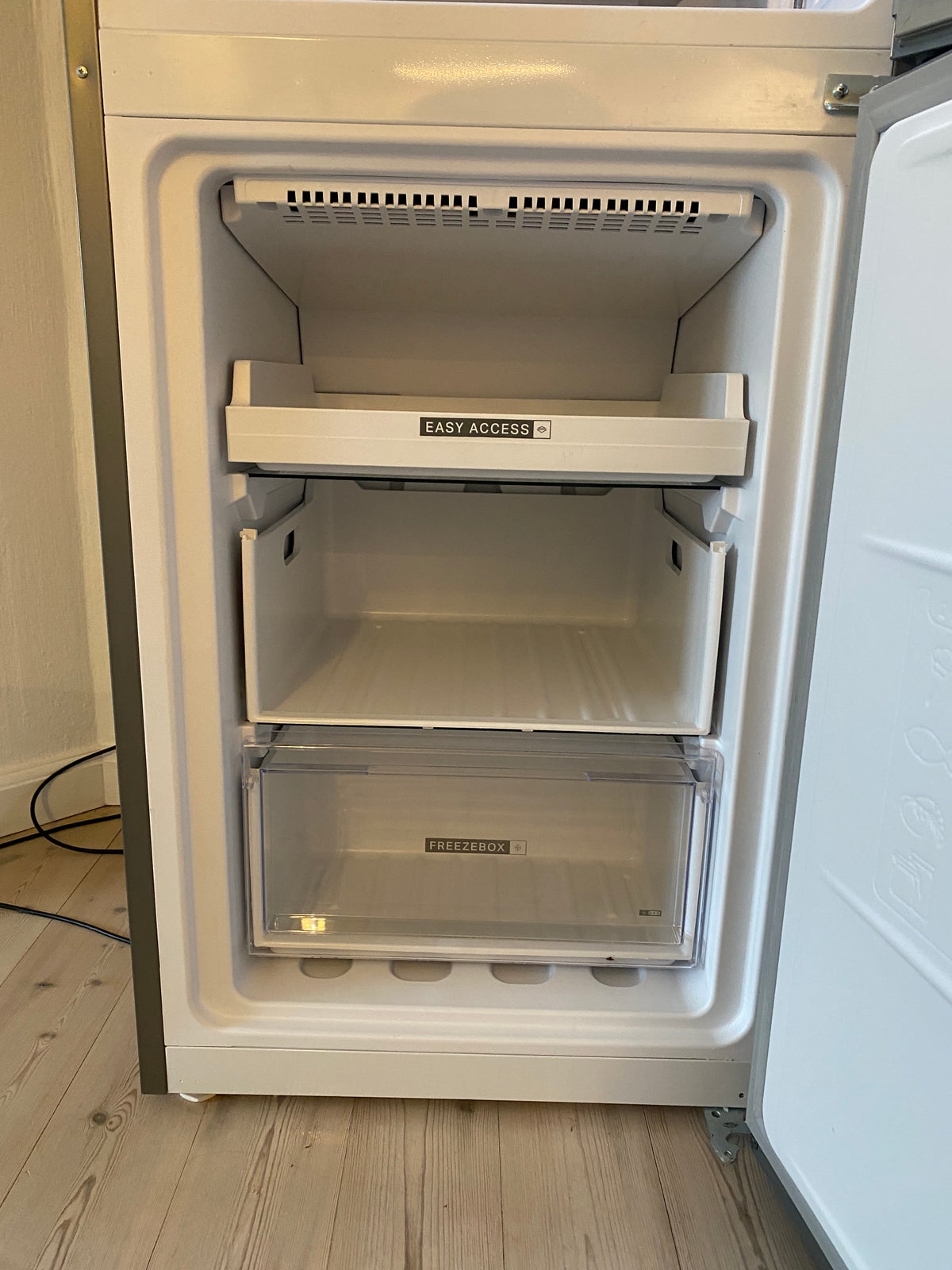 Fritstående 6th Sense NO FROST køleskab