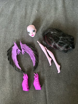 Barbie, Dukke tilbehør, Mattel Monster High Create-A-Monster Add-On Pack Harpy #Y0420 NRFB 2012
Ikke