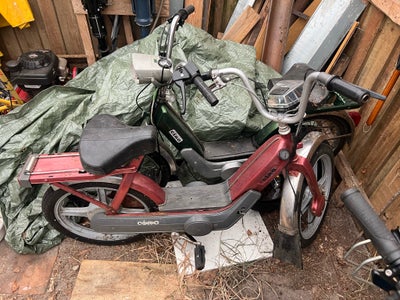 Piaggio Vespa ciao , 1980, Rød, Vespa ciao projekt sælges, da jeg dsv ikke selv får tid til at kigge