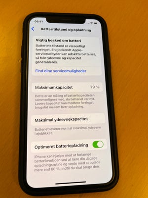 iPhone X, 256 GB, sort, Rimelig, Fin iPhone X 256GB - alt virker dog er bagsiden revnet, men det ses