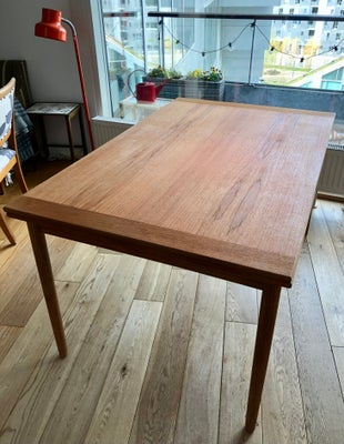 Spisebord, Teak, Hollandsk udtræk, b: 90 l: 142, Bordet fremstår meget fint. Sælges grundet flytning