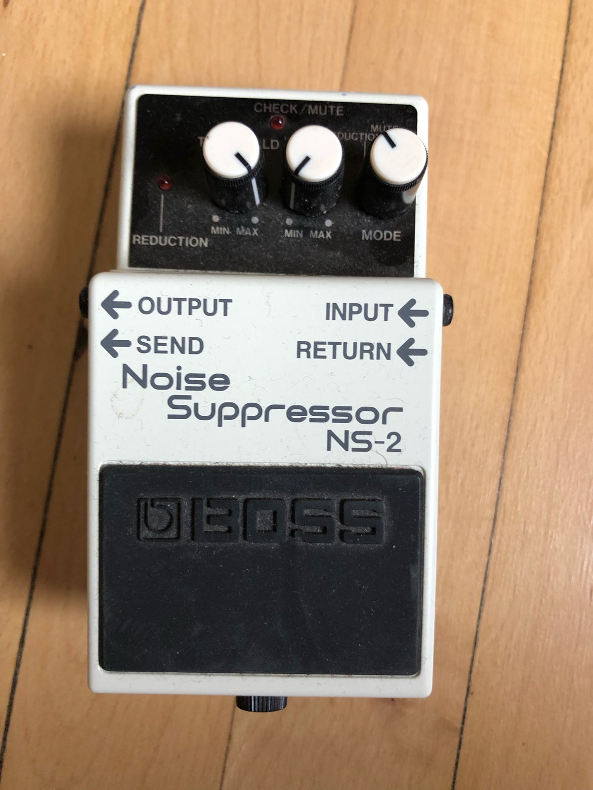 Boss noise suppressor