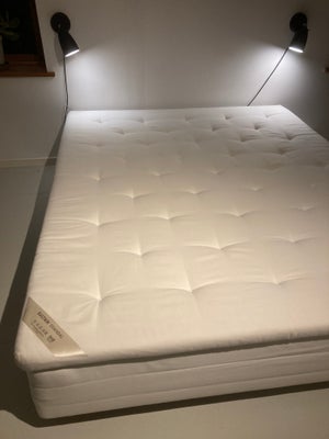 Boxmadras, SULTAN / Svandal, Ikea, b: 160 l: 200 h: 35, Solid og god seng i fin stand. Fra ikke ryge