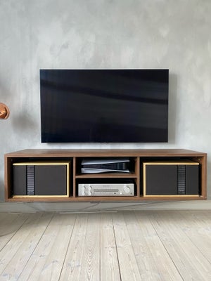 Tv møbel, Velholdt TV-møbel sælges pga flytning
B 155 cm
D 50 cm
Np 3500kr

#TV-møbel #TV møbel #tv-