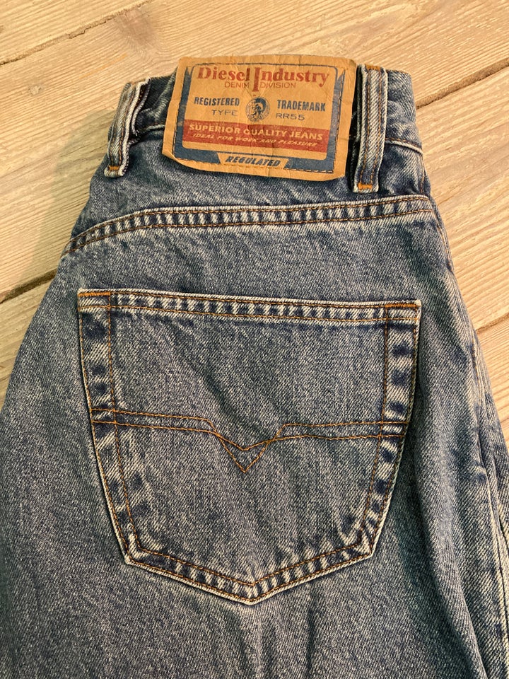 Jeans, Diesel, str. 30