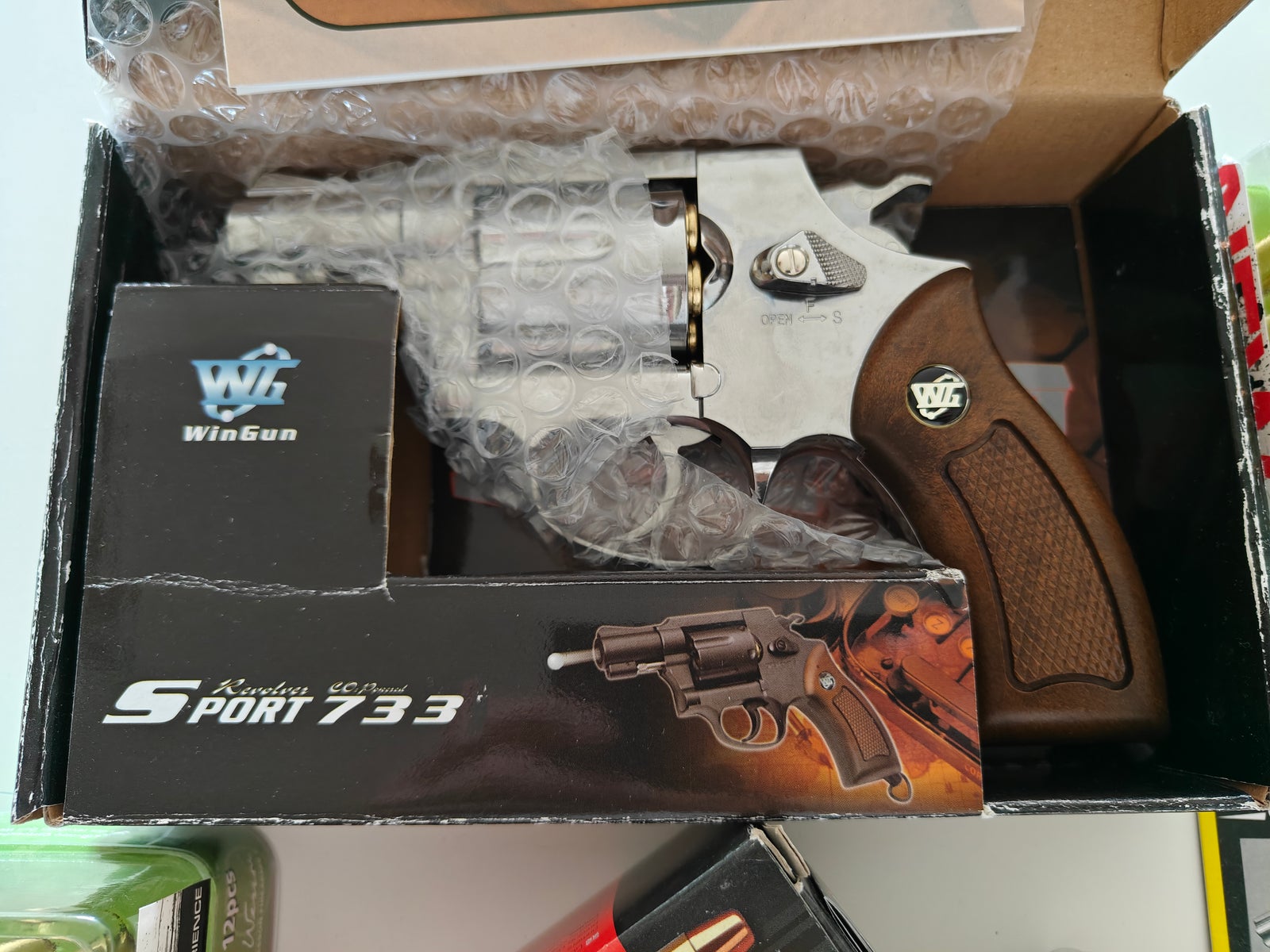 Hardballvåben, WG 733 AKA M60 Airsoft co2 revolver ny.