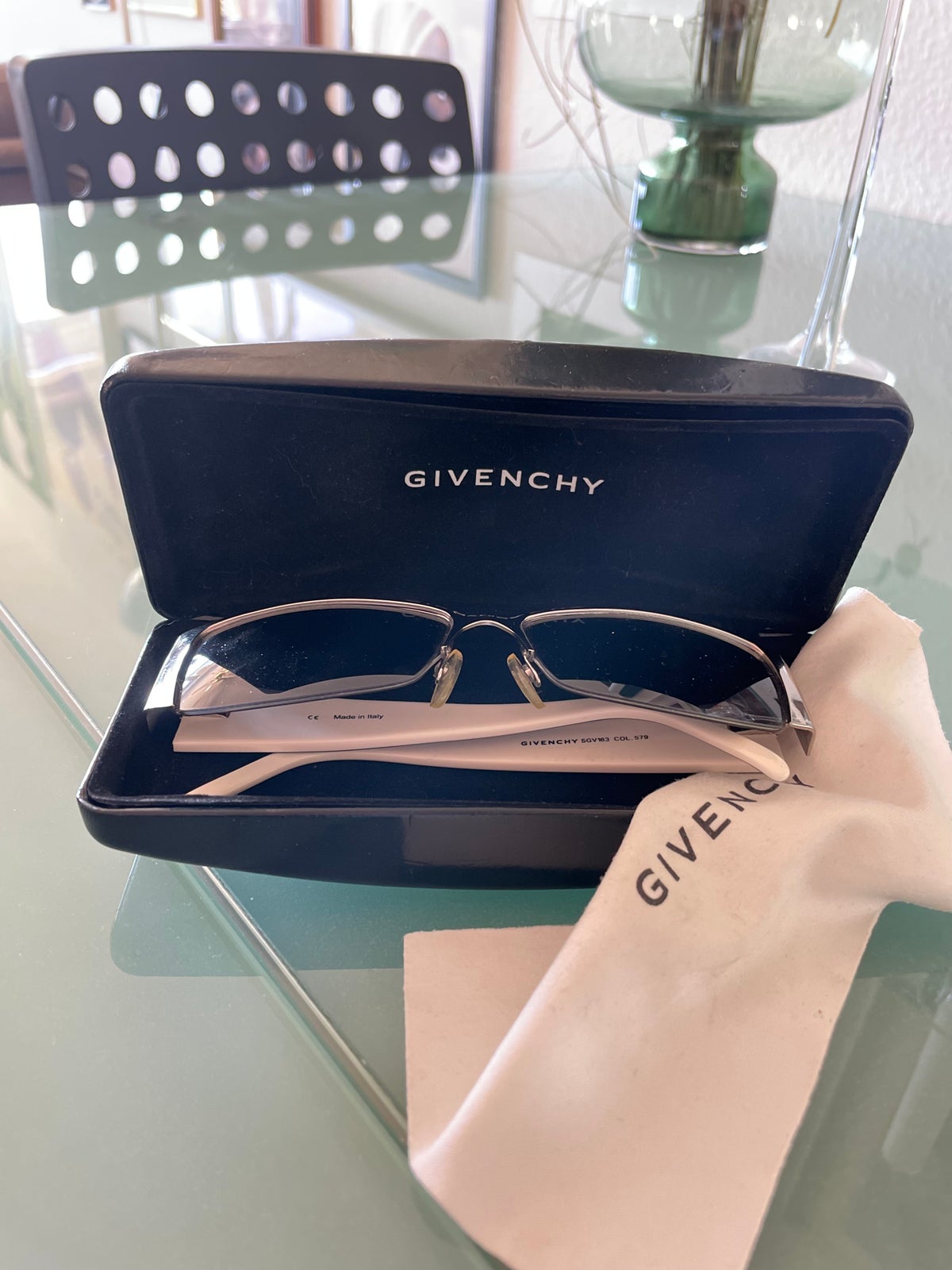 Solbriller dame, Givenchy