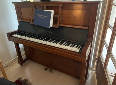 Klaver, Hornung & Møller, Gratis gammeldags klaver kan afhentes i 2860 Søborg.
Det er brugt - og ste