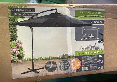 Parasol, Ambiance, Metal, Helt ny og ubrugt parasol til haven eller terrassen. 300 cm i diameter. St