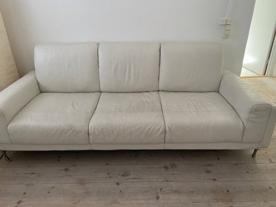 Sofa, læder, 3 pers., Hvid lædersofa, med brugsmærker.
Hvid sofa 330 cm x 90 cm
Står på Nørrebro