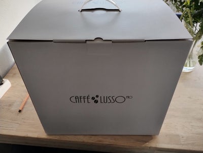 Espressomaskine, Cafe lusso, Cafe lusso espressomaskine i original indpakning. Aldrig pakket ud. Jul