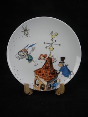 Porcelæn, Børnetallerken Med Peter Pan, Porsgrund, Skøn tallerken med Peter Pan, illustreret af Fred