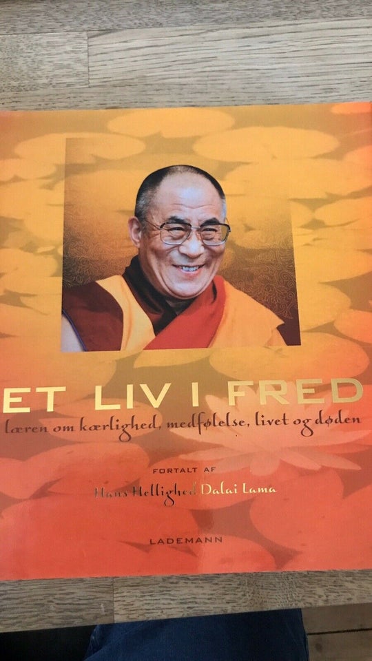 Et liv i fred, Hans Hellighed Dalai Lama, emne: personlig