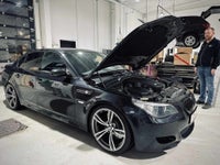BMW M5 V10, Formel 1 inspireret motor