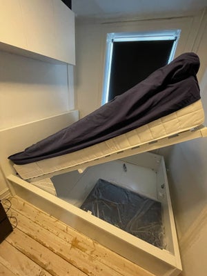 Dobbeltseng, Ikea Malm inkl madras og topmadras, b: 160 l: 200 h: 65, Ikea Malm senge stel med fold 