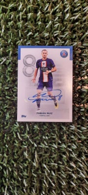 Samlekort, Fodboldkort, Fabian Ruiz
PSG
Sticker autograf

Topps: Paris Saint-Germain Team Set 22/23
