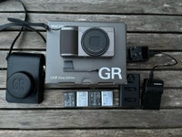 Ricoh, Ricoh GR III Diary Edition, 24 megapixels