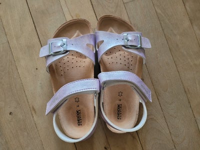 Sandaler, str. 31, Geox, piger, Søde sandaler i lilla metallic. Min datter har haft dem på en enkelt