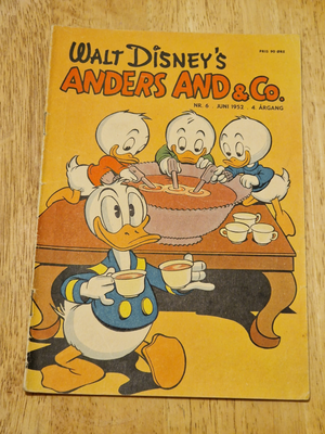 Tegneserier, Anders and blad 1952 nr 6, 1952. Nr 6. 2000 kr pæn stand.  Brugt. 
Afh munkebo mølkæret