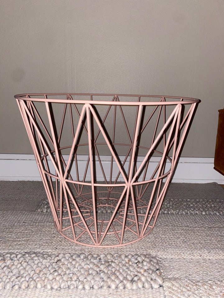 Ferm Living Wire Basket Medium lyserød, Ferm Living