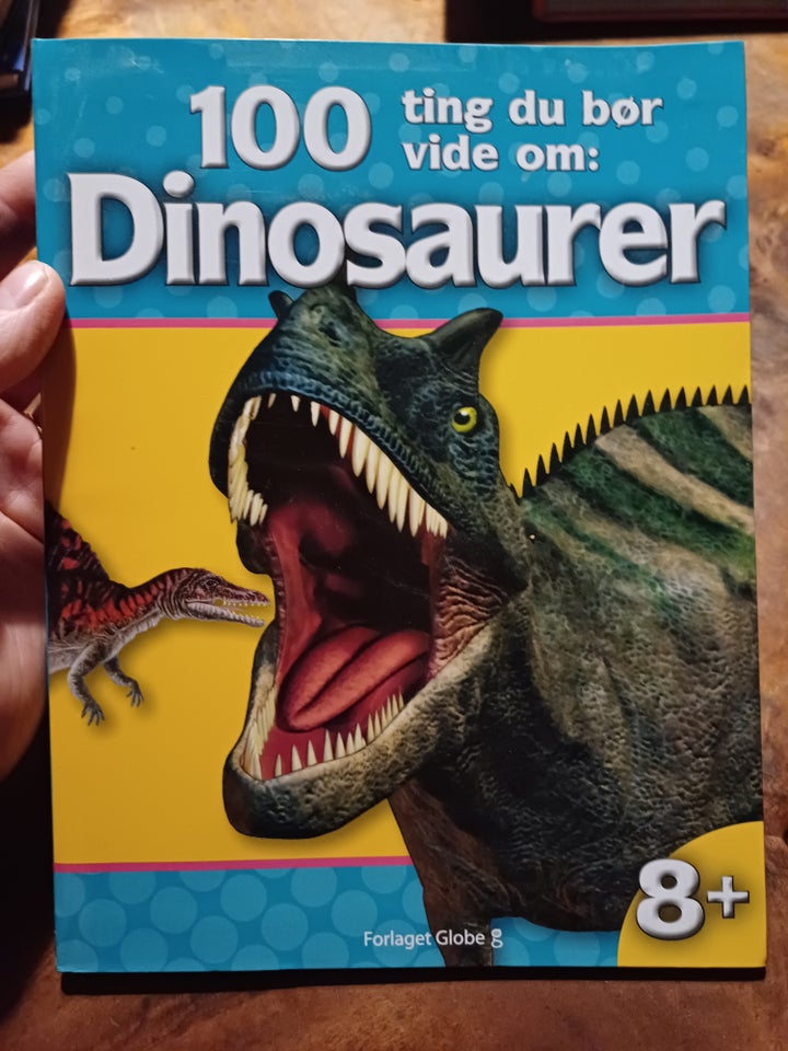 100 ting du bør vide om dinosaurer., .