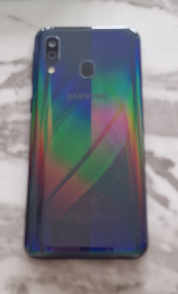 Samsung Galaxy A40, 64 GB , God