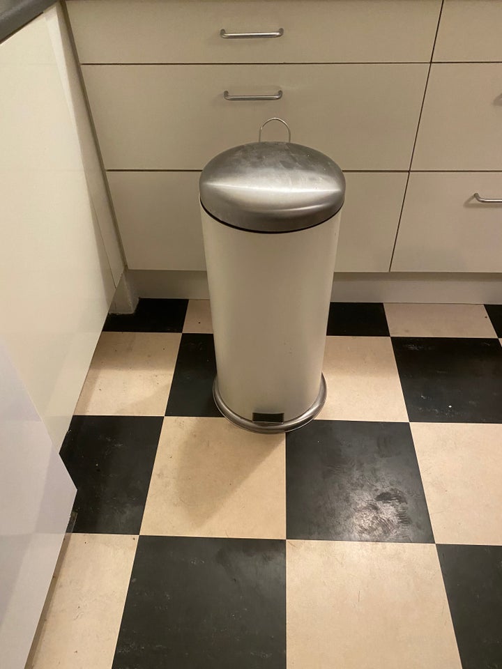 Toiletspand, Mjäsa Ikea