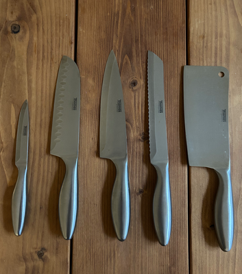 Knivsæt, Thomas by Rosenthal Group, Køkken knivsæt med 5 knive

Rustfrit stål

Kan afhentes på Amage