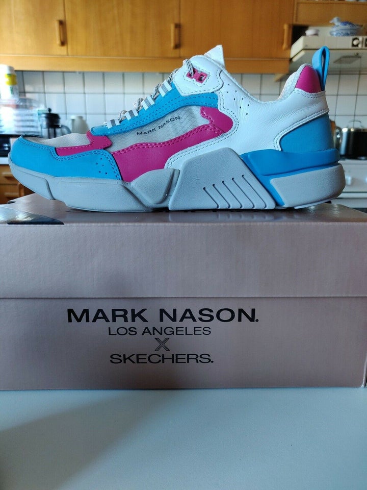 Sneakers, str. 39,5, SKECHERS,MARK NASON,"BLOCK WEST"