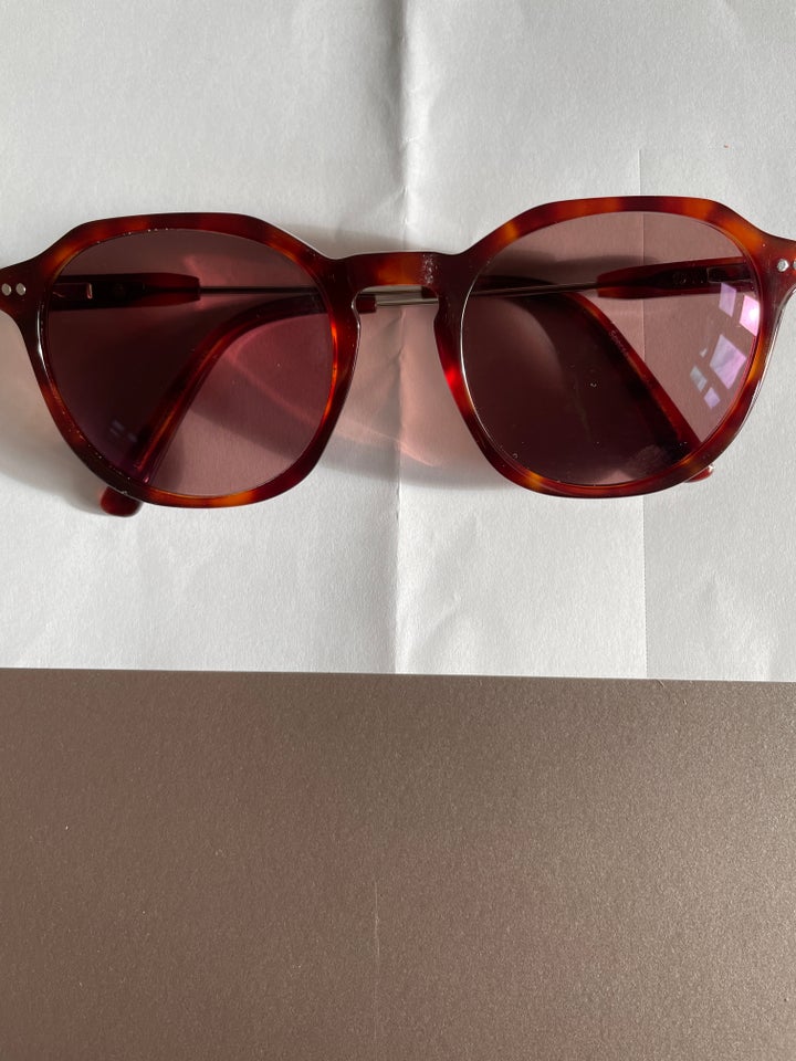 Solbriller dame, Med styrke – – Køb og Salg og