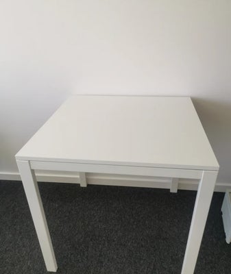 Køkkenbord, Ikea, Melltorp spisebord fra Ikea 75x75
Brugt 1 månad