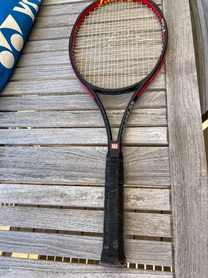 Tennisketsjer, Wilson