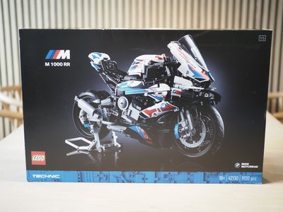 Lego Technic, 42130 Technic motorcykel BMW M 1000 RR, Ny og uåbnet aldrig været samlet
Befinder sig 
