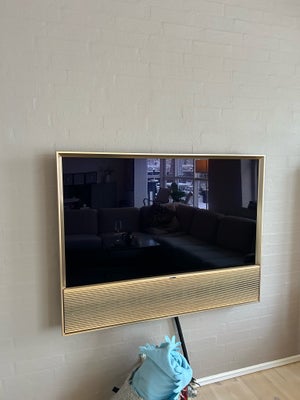 LED, Bang & Olufsen, Beovision Contour, 48", Perfekt, OLED 48” Gold Tone m. Oak front. 
Knap to år g