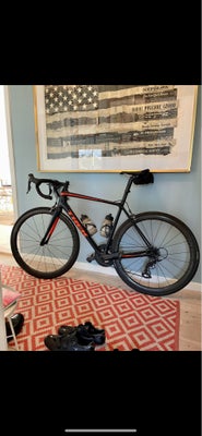Herrecykel,  Trek SL6, 56 cm stel, Sælger denne flotte racercykel fra Trek. Fra 2017.

Fantastisk ca
