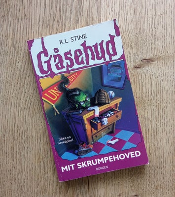 Gåsehud Mit Skrumpehoved, R. L. Stine, genre: gys, Bog i Gåsehud serien, på dansk. Se billede...

Se