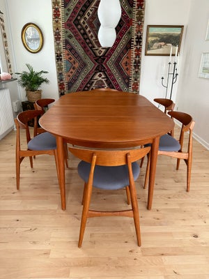 Spisebord m/stole, Teaktræ, Stolene er Wegner, model CH 33, b: 120 l: 220, Sælges helst samlet.